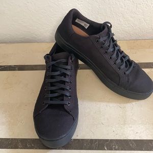 “SOLD”TOMS Men’s  “New”